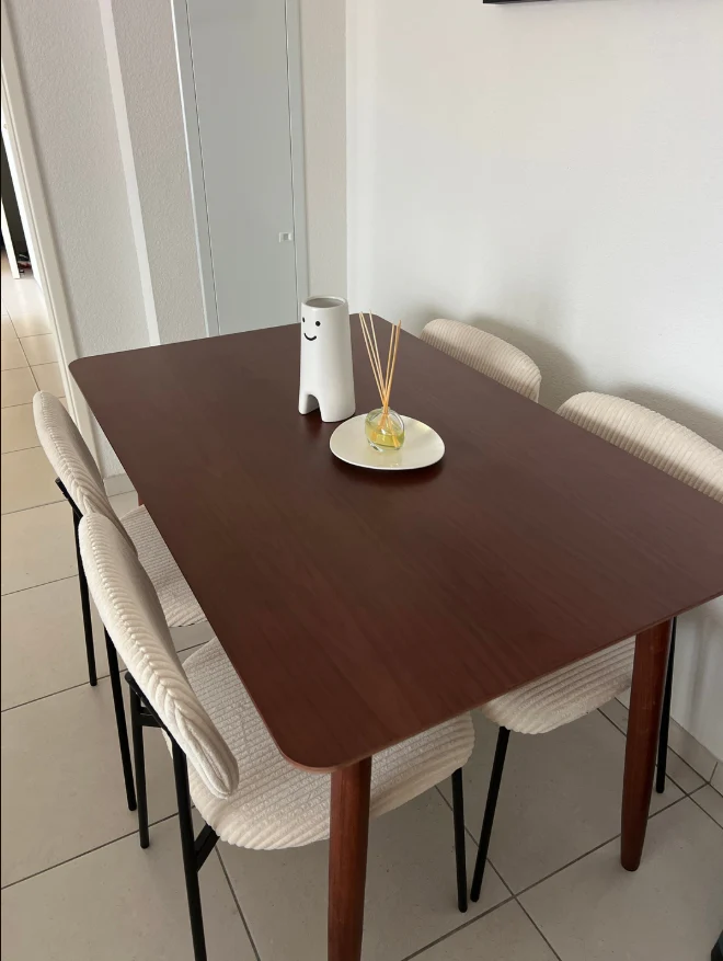 BONIFACIO - Table à manger rectangulaire 4 personnes en pin massif finition noyer L120 - Image 9