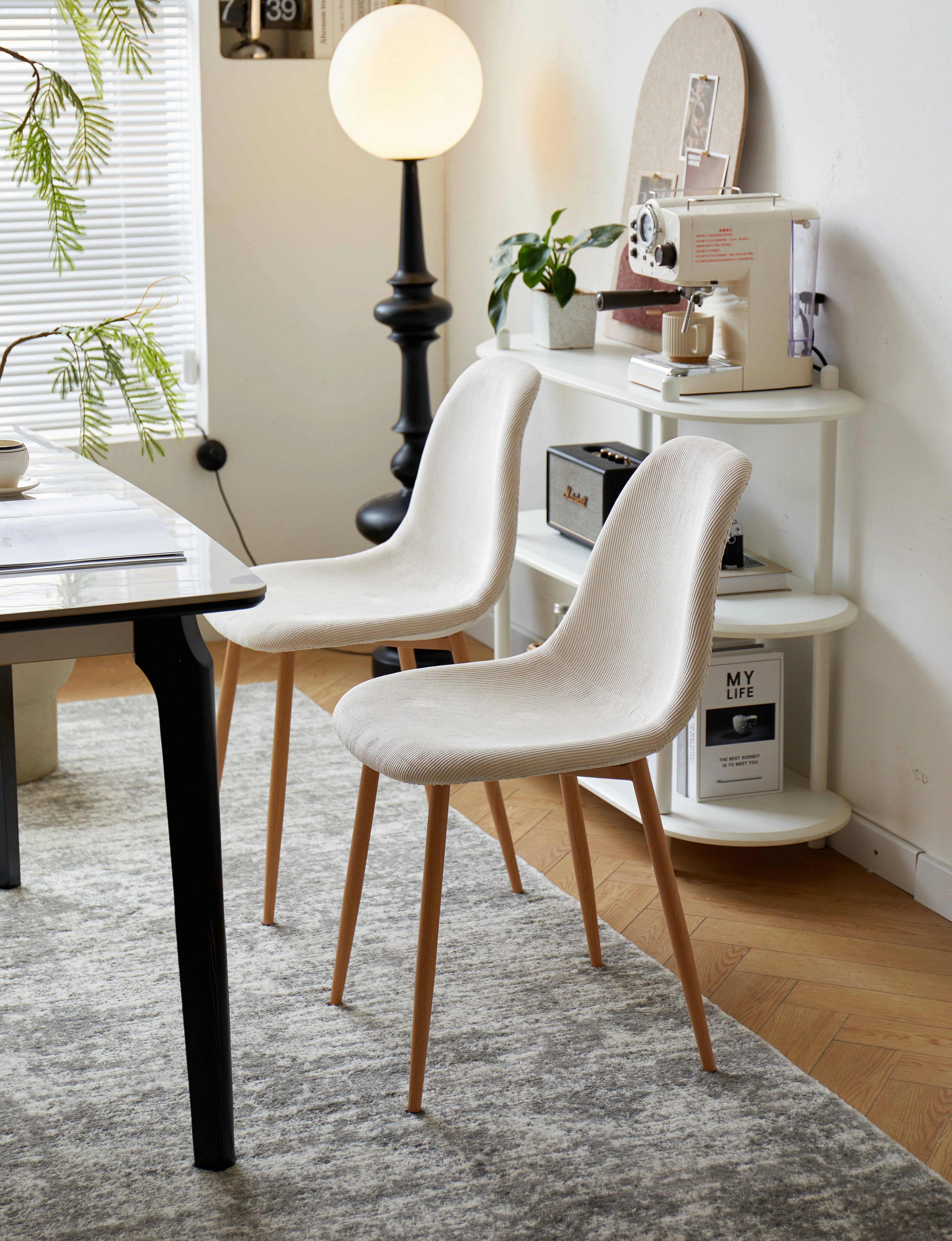 COPENHAGEN - Chaise de salle à manger scandinave en velours côtelé beige - Image 3