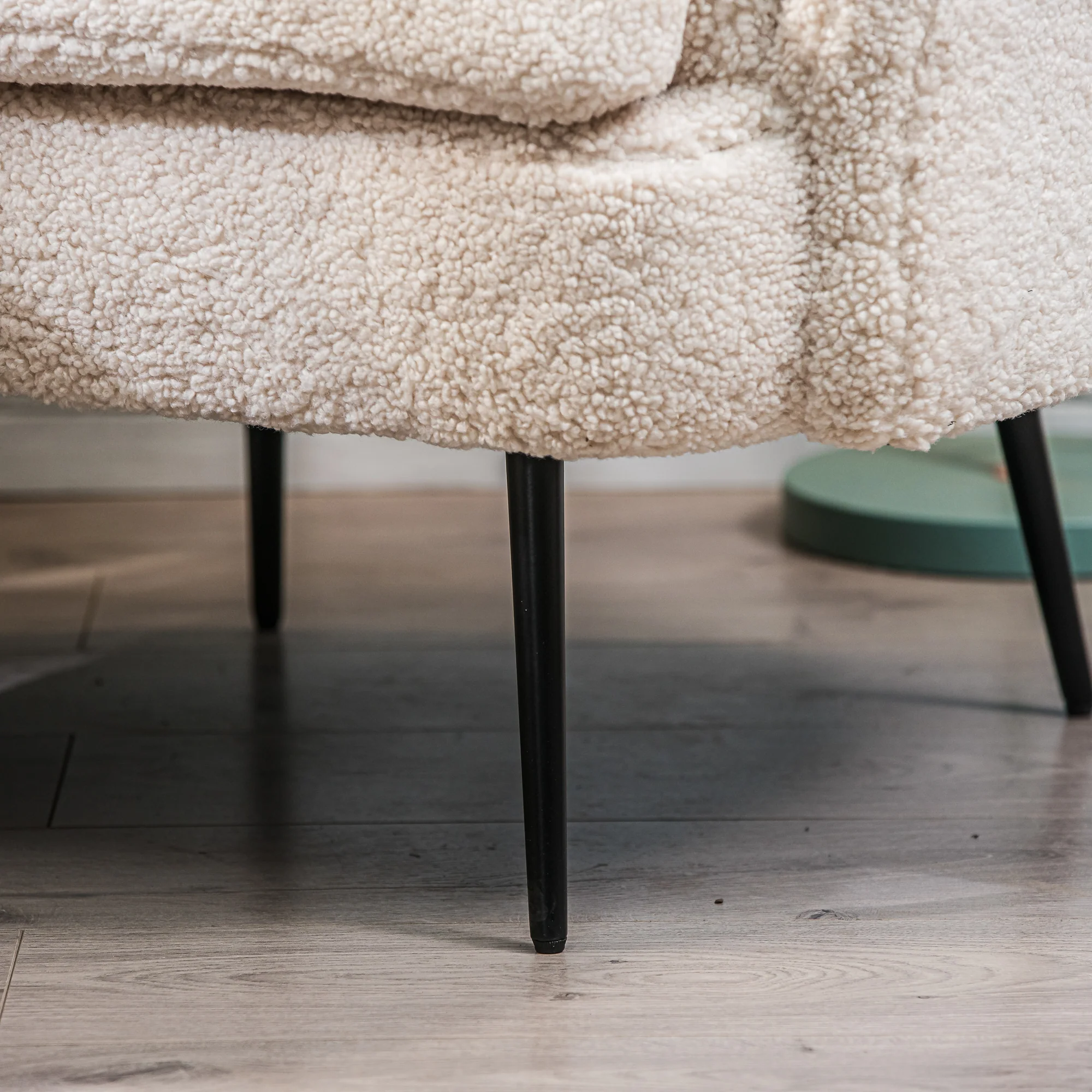 DUKE - Fauteuil de salon en métal et bouclettes blanches - Image 6