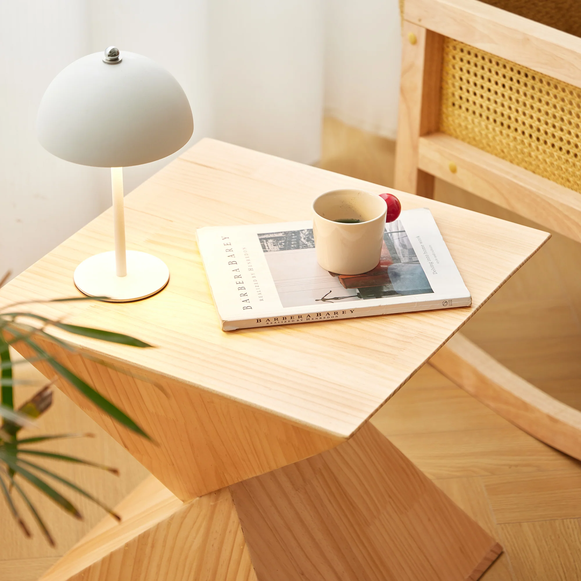 EMDEN - Table d'appoint en bois de pin massif naturel - Image 3