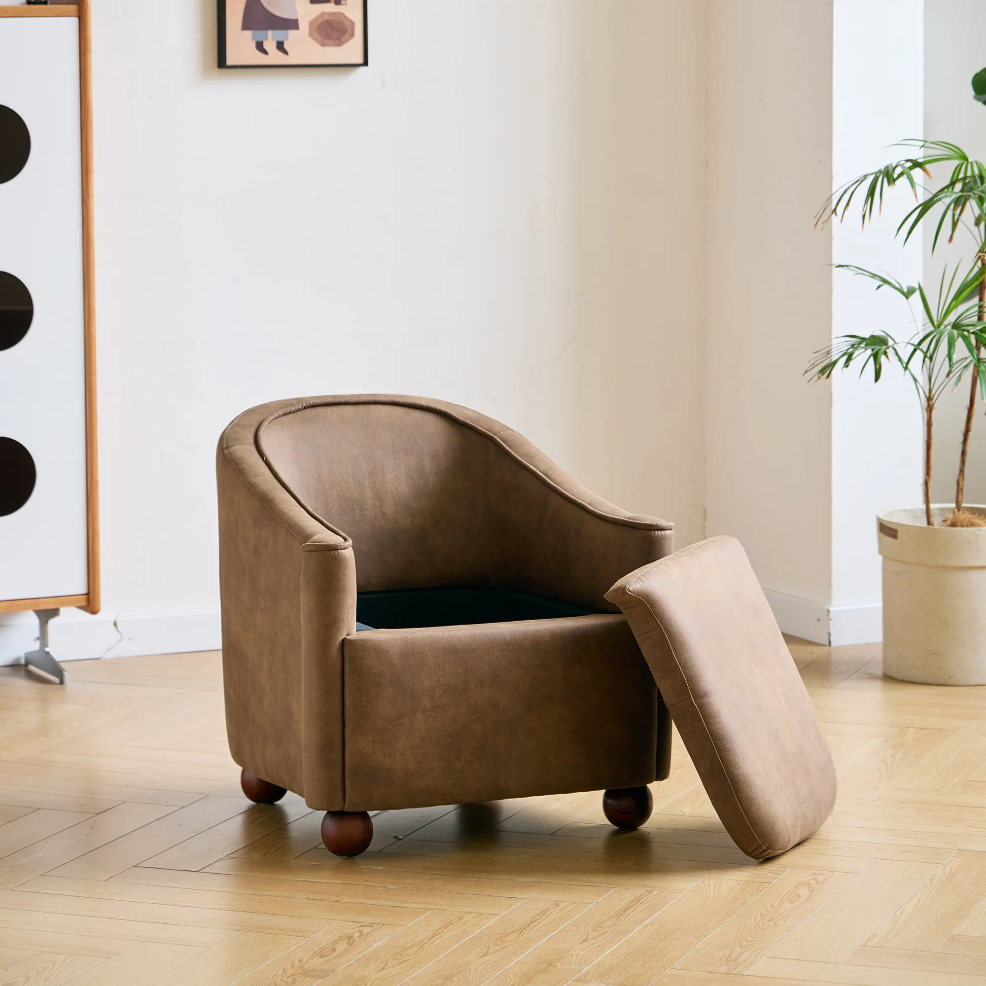 IVALO - Fauteuil de salon en bois massif et suédine marron - Image 2