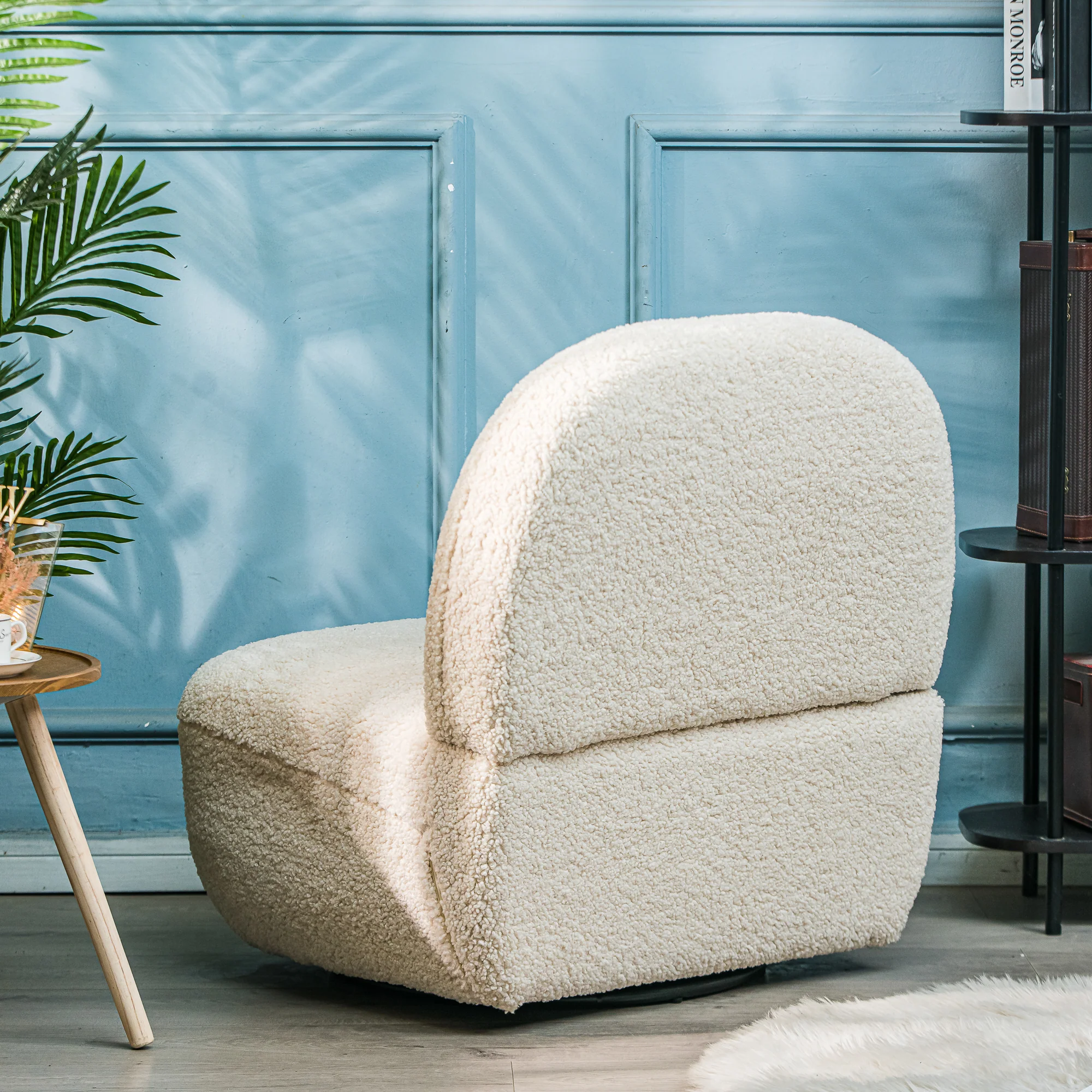 KAMPALA - Fauteuil de salon pivotant swivel en bouclettes blanches - Image 3