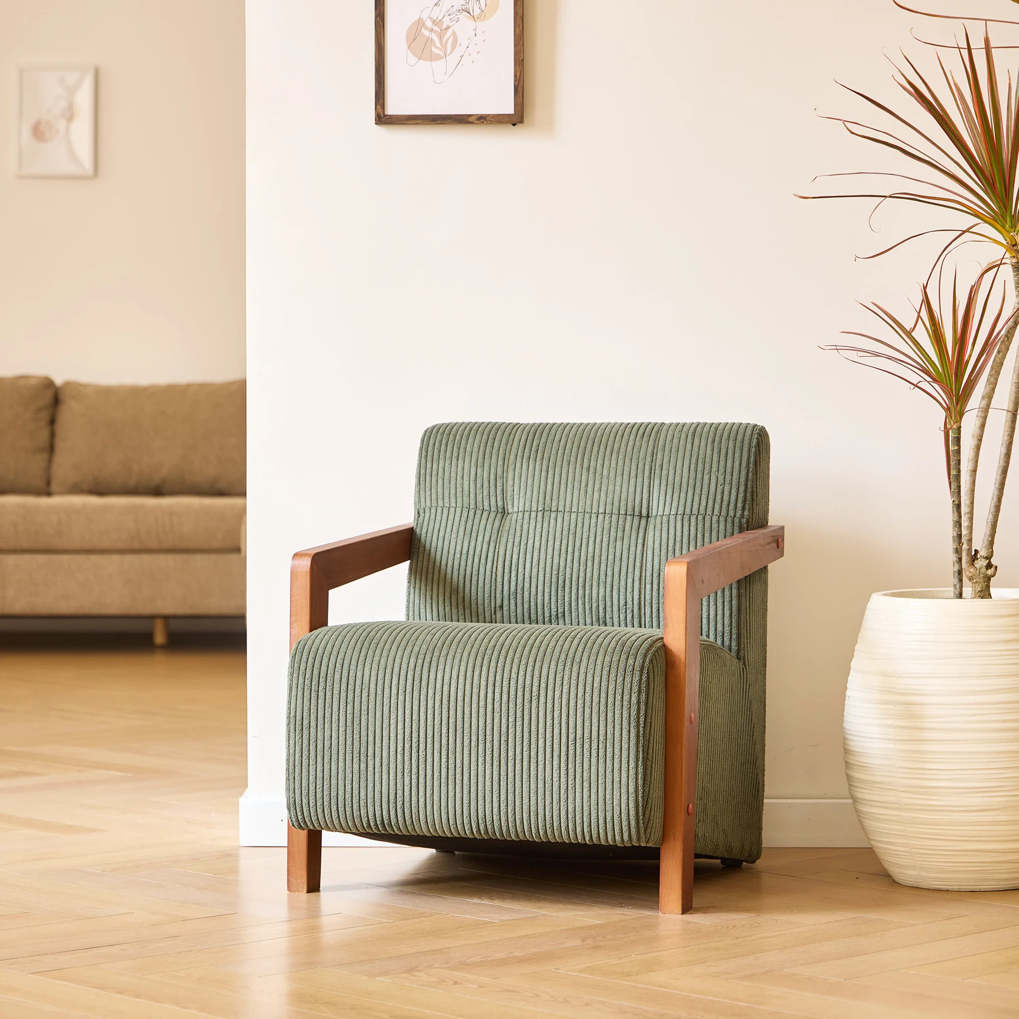 LERWICK - Fauteuil de salon en bois massif et velours côtelé vert - Image 8