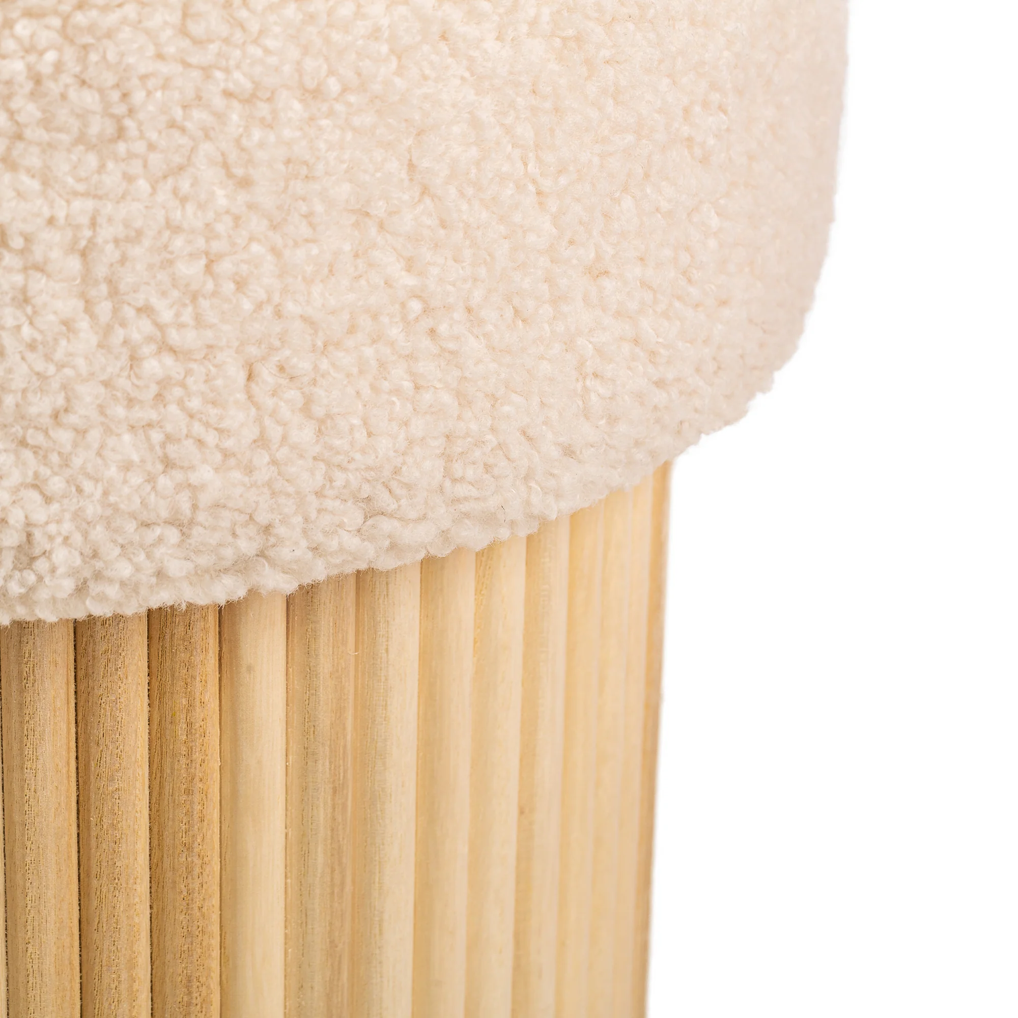 OTSU - Pouf en bouclettes blanches et base en bois - Image 6