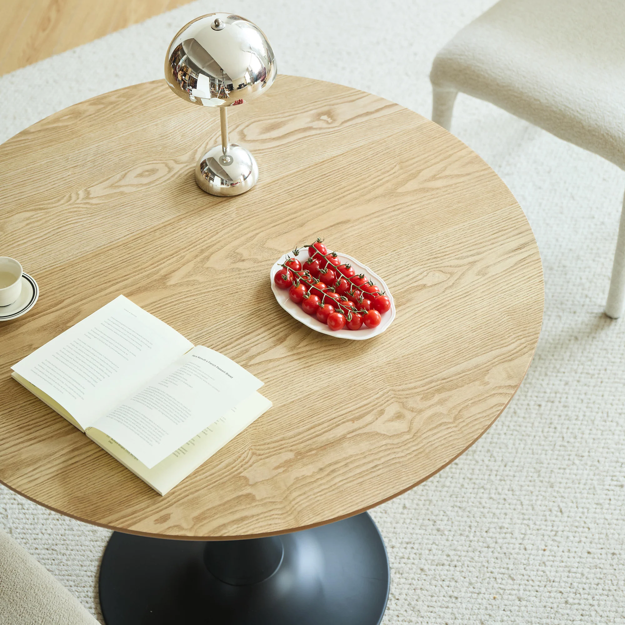 SALLA - Table à manger 4 personnes ronde en bois - Image 2