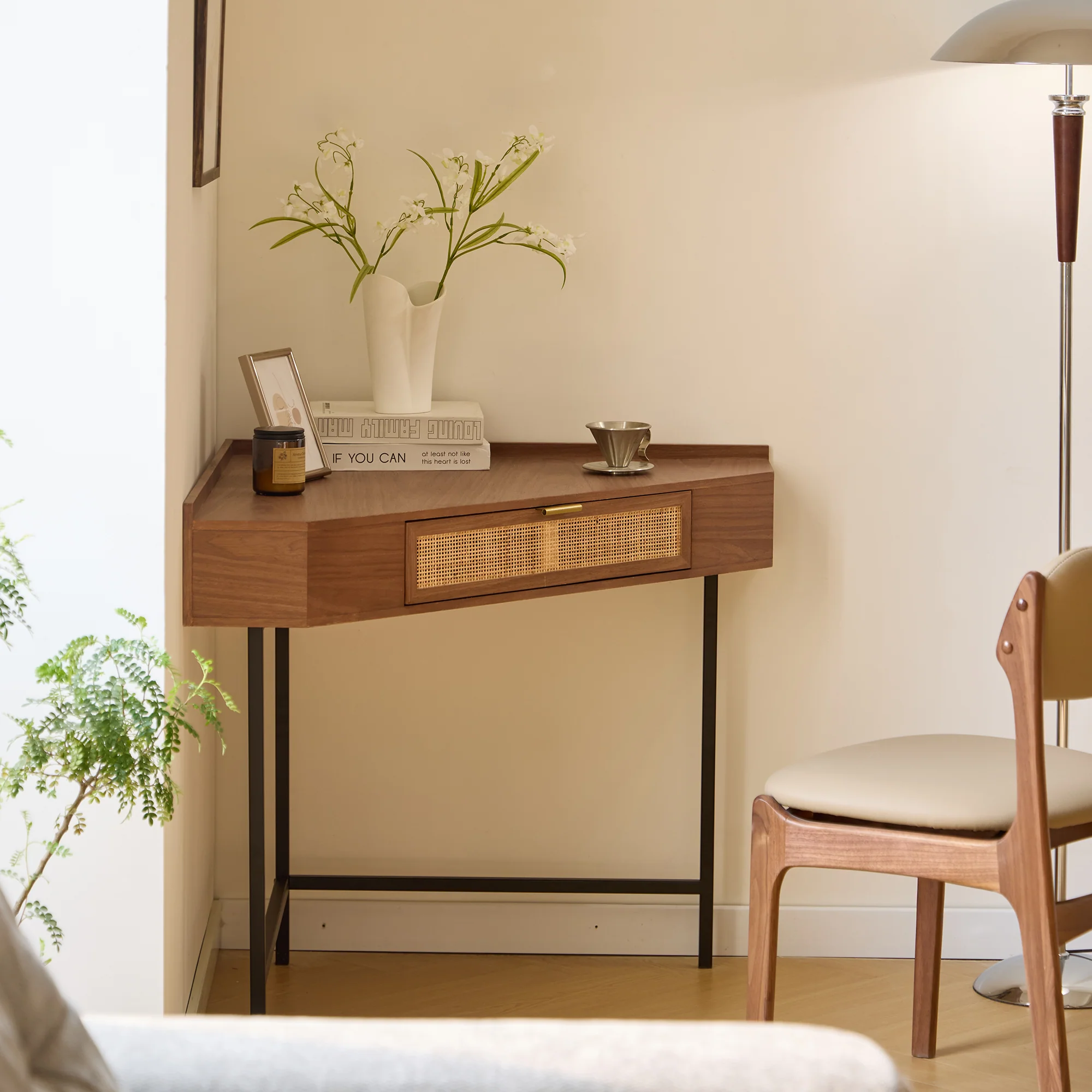 SETO - Bureau d'angle en bois de noyer et rotin 1 tiroir - Image 5