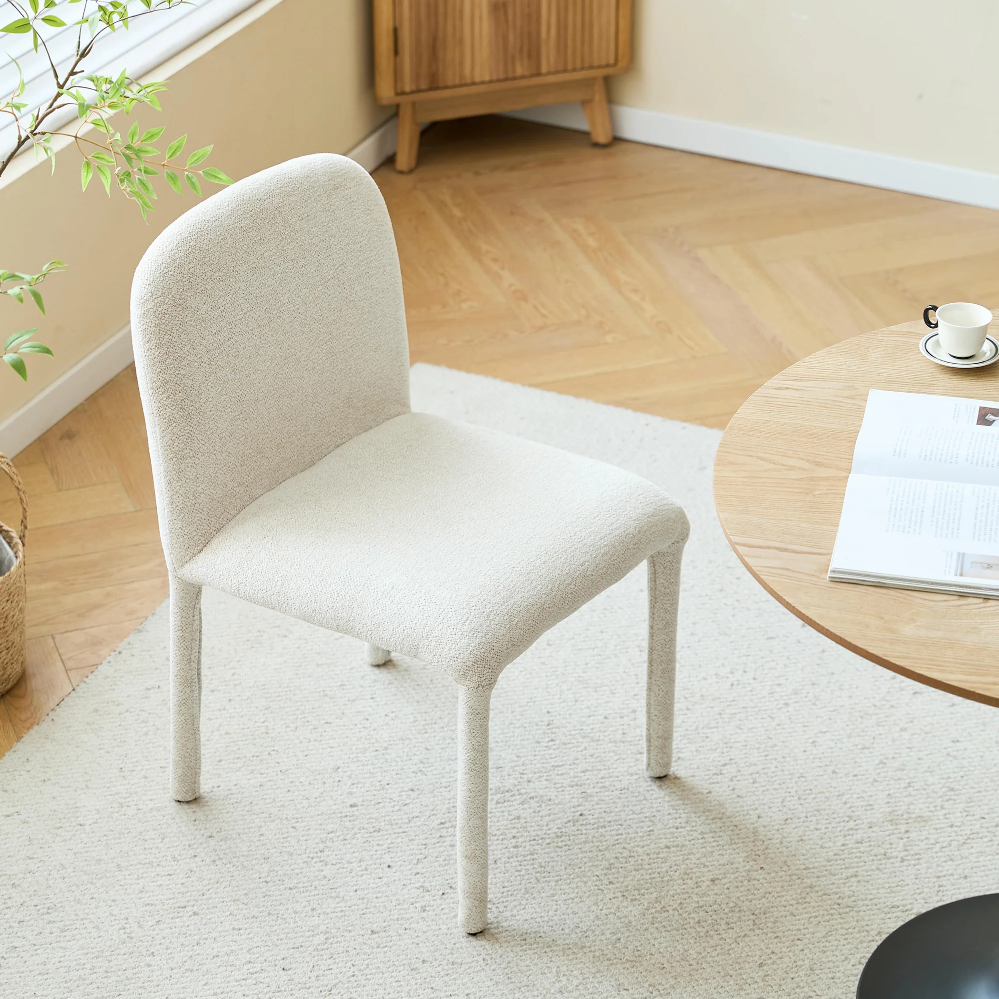 SMOLA - Lot de 2 chaises scandinaves en tissu beige - Image 3