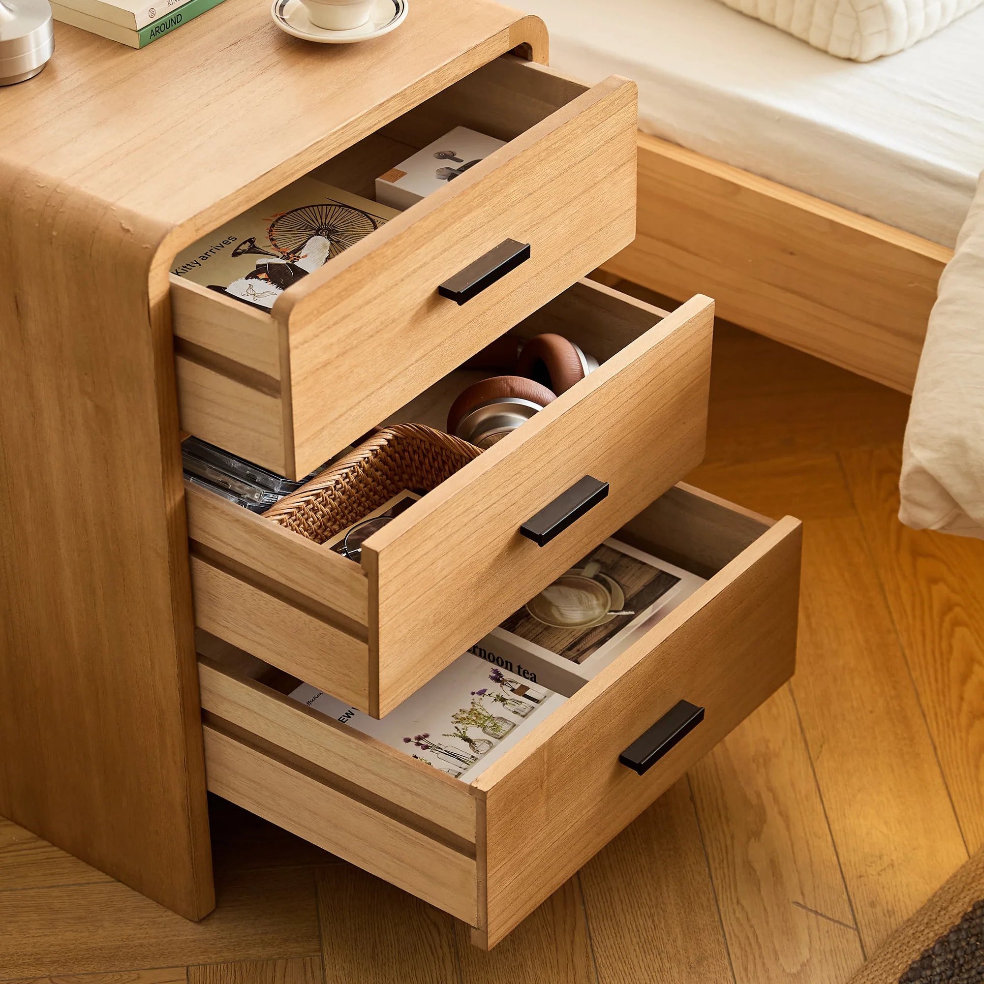 VAXTORP - Table de chevet chiffonnier 3 tiroirs en bois naturel - Image 3