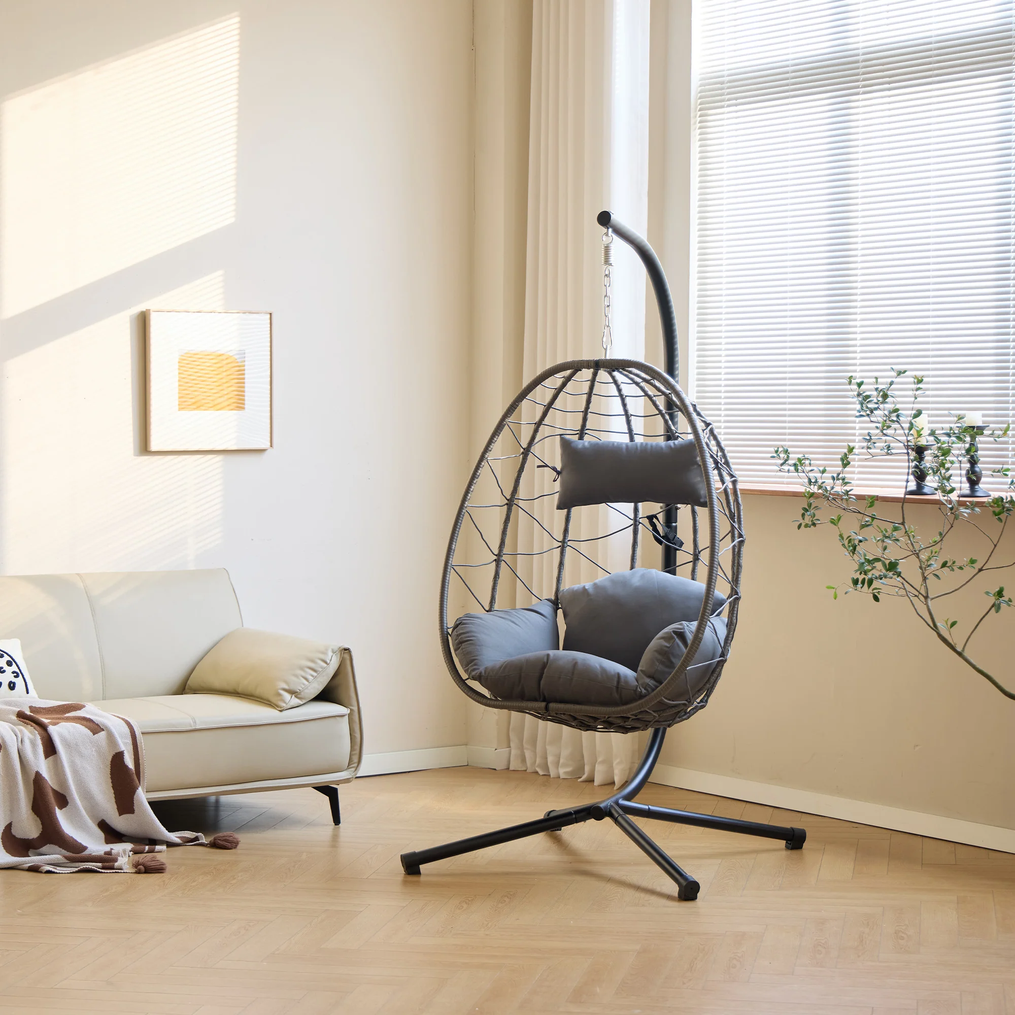 VENICE - Fauteuil suspendu en rotin et metal noir - Image 5