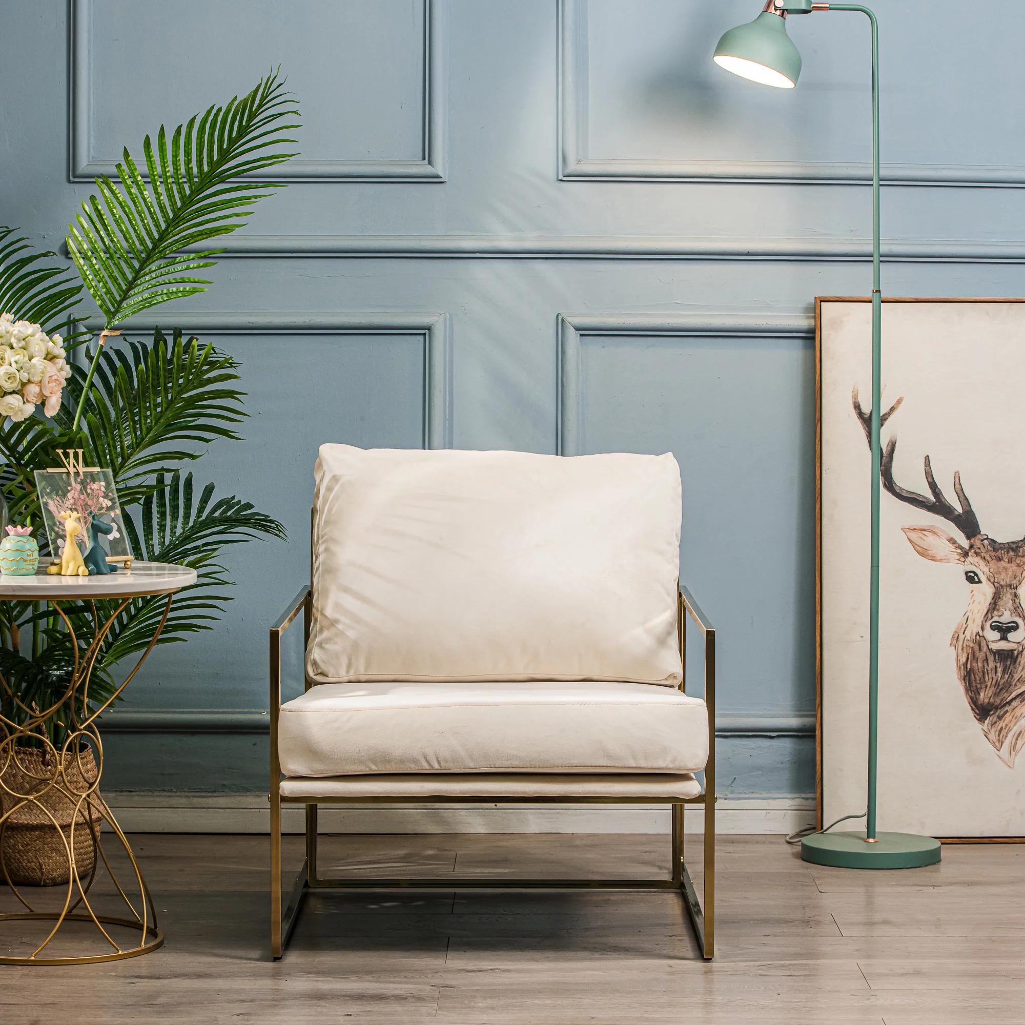 VIBORG - Fauteuil de salon en métal et velours beige - Image 3